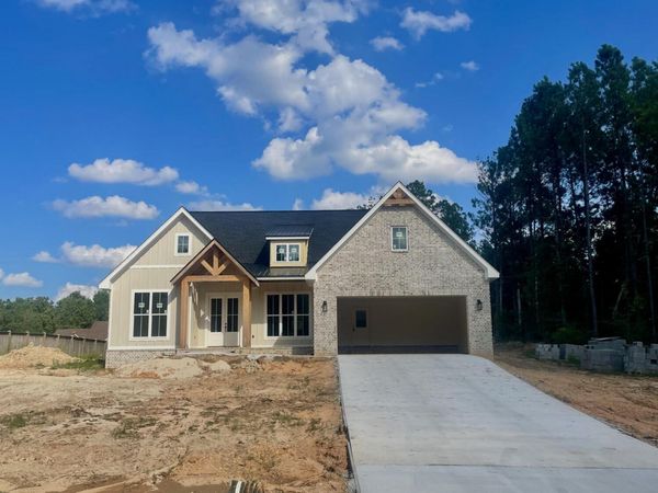 32 Redmont Dr., Sumrall, MS 39492