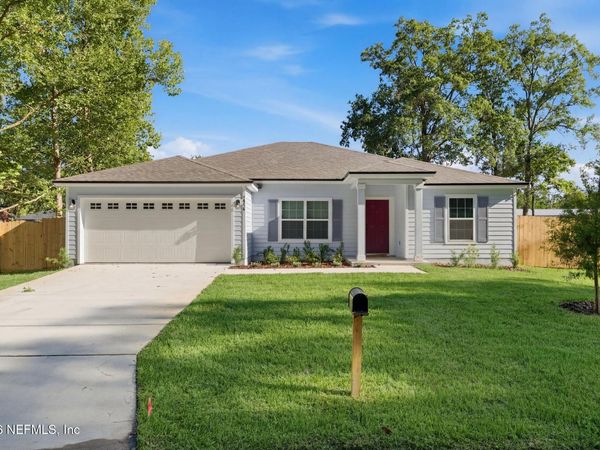 7958 HAMMOND Boulevard, Jacksonville, FL 32220