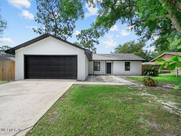 8136 GREAT VALLEY Trail, Jacksonville, FL 32244