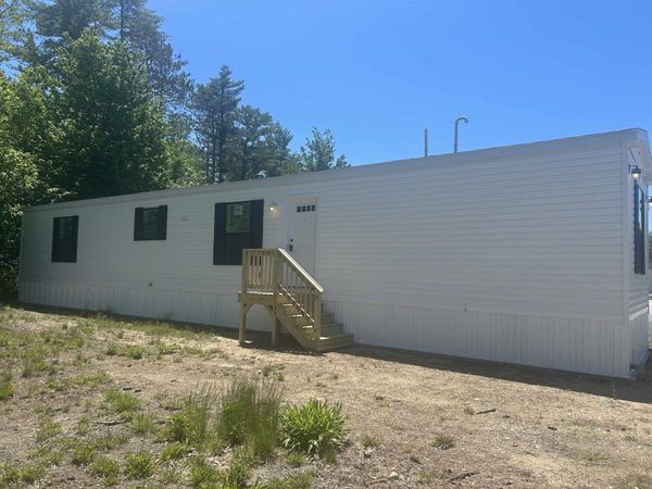 39 Pineland Park Road, Milton, NH 03851