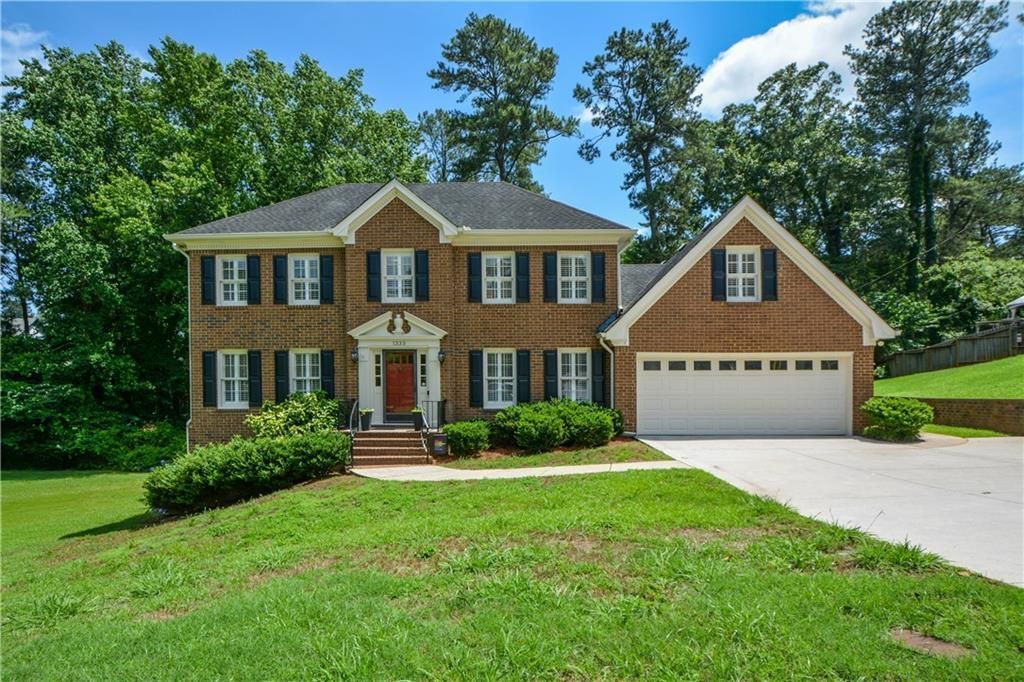 1333 Concord Circle Sw, Lilburn, GA 30047 Main Photo