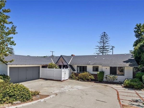 4 Mansfield Lane, Camarillo, CA 93010