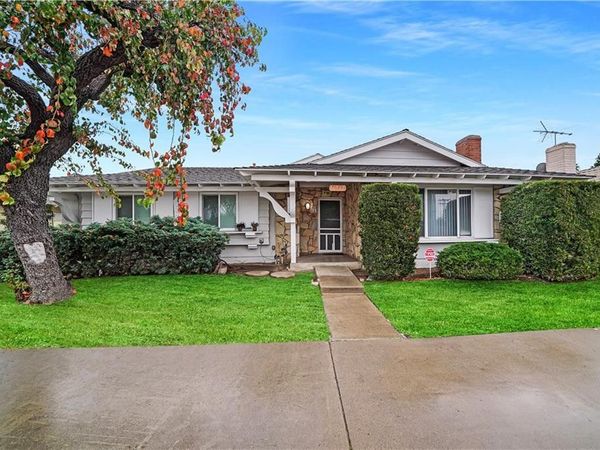 16722 Goldenwest Street , Unit 1, Huntington Beach, CA 92647
