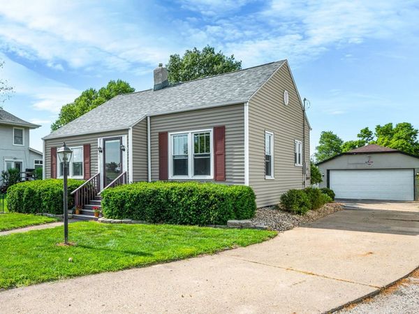 207 W Franklin Street, Carlock, IL 61725