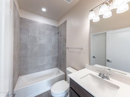 2377 Tecumseh Way, Unit #19, Sparks, NV 89436 Photo