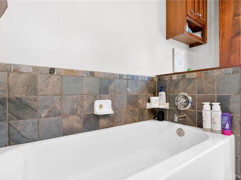 405 Riverside Drive, Piqua, OH 45356 Photo 18