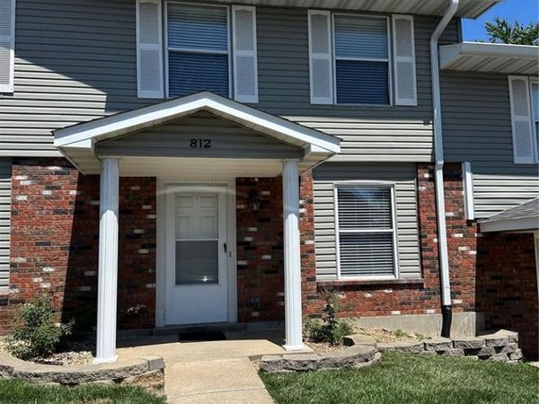 812 Highland Hill Court , Unit B, St Peters, MO 63376