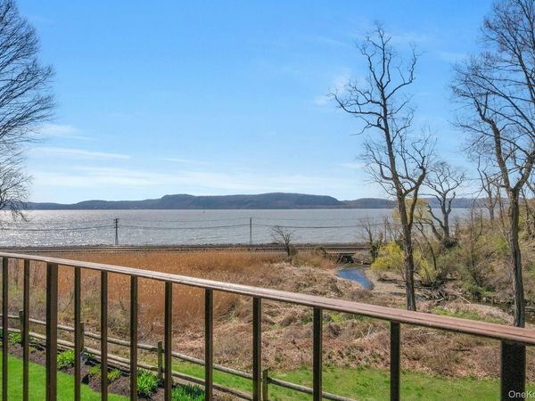 311 Kemeys Cove , Briarcliff Manor, NY 10510