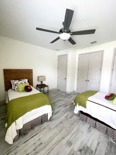 424 SW Ridgecrest Drive, Port Saint Lucie, FL 34953 Photo