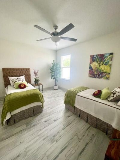 424 SW Ridgecrest Drive, Port Saint Lucie, FL 34953 Photo