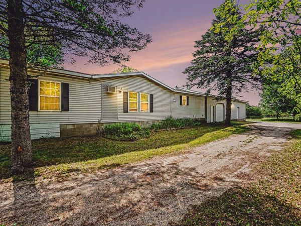 10967 S Hawkins Road, Reed City, MI 49677