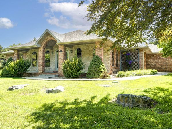 746 S Moppin Hollow Lane, Nixa, MO 65714