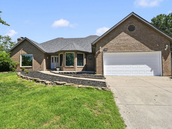 3351 W Driftwood Court, Springfield, MO 65807