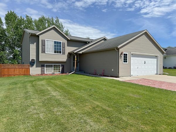 311 Cardinal Place , Audubon, MN 56511