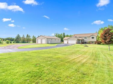34215 Grange Circle, Stacy, MN 55079