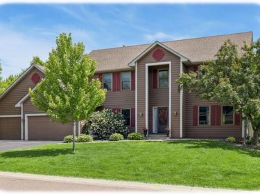 9176 Tewsbury Gate N, Maple Grove, MN 55311
