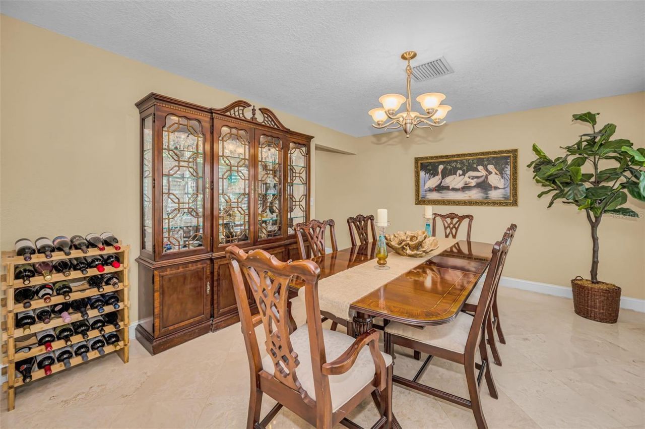 1201 81st Street S, Saint Petersburg, FL 33707 Photo