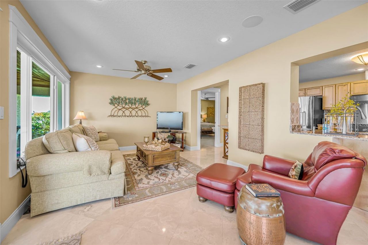 1201 81st Street S, Saint Petersburg, FL 33707 Photo
