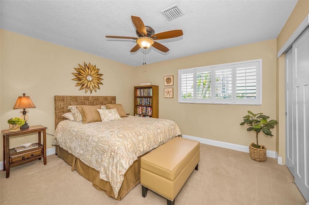 1201 81st Street S, Saint Petersburg, FL 33707 Photo