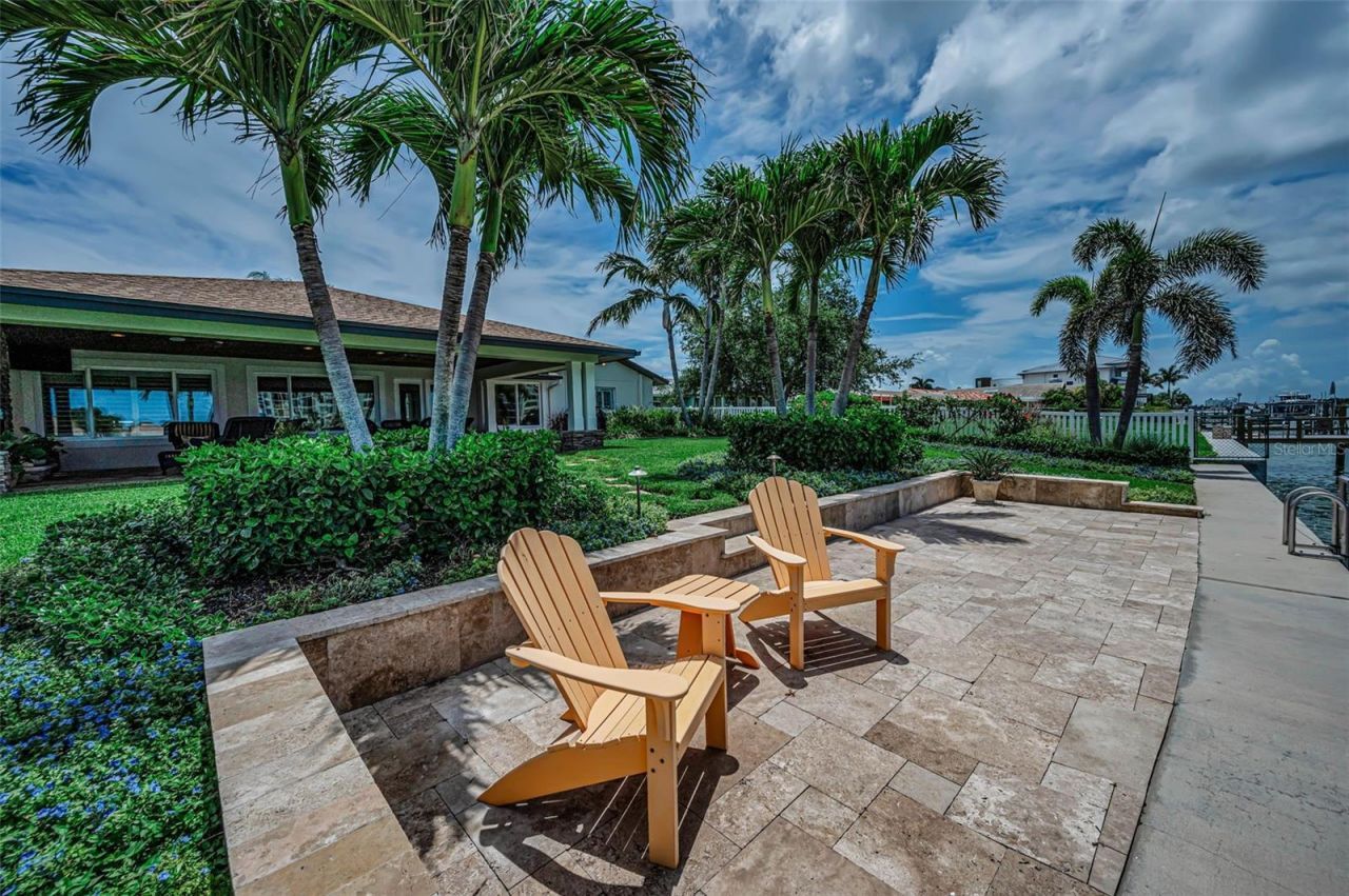 1201 81st Street S, Saint Petersburg, FL 33707 Photo