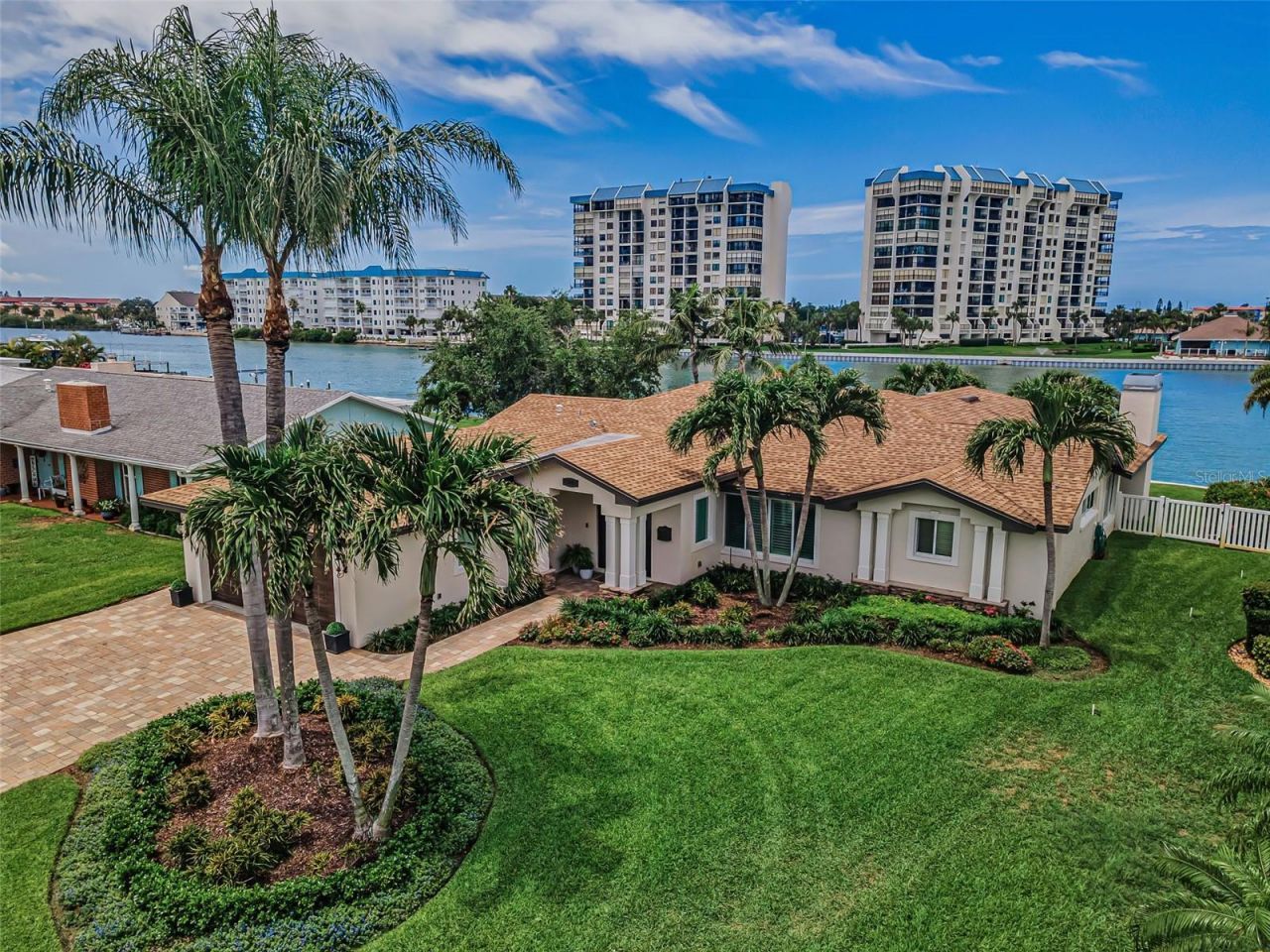 1201 81st Street S, Saint Petersburg, FL 33707 Photo