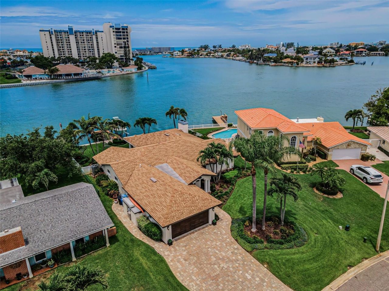 1201 81st Street S, Saint Petersburg, FL 33707 Photo