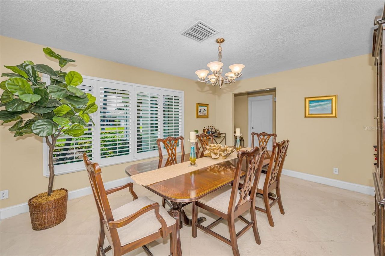 1201 81st Street S, Saint Petersburg, FL 33707 Photo