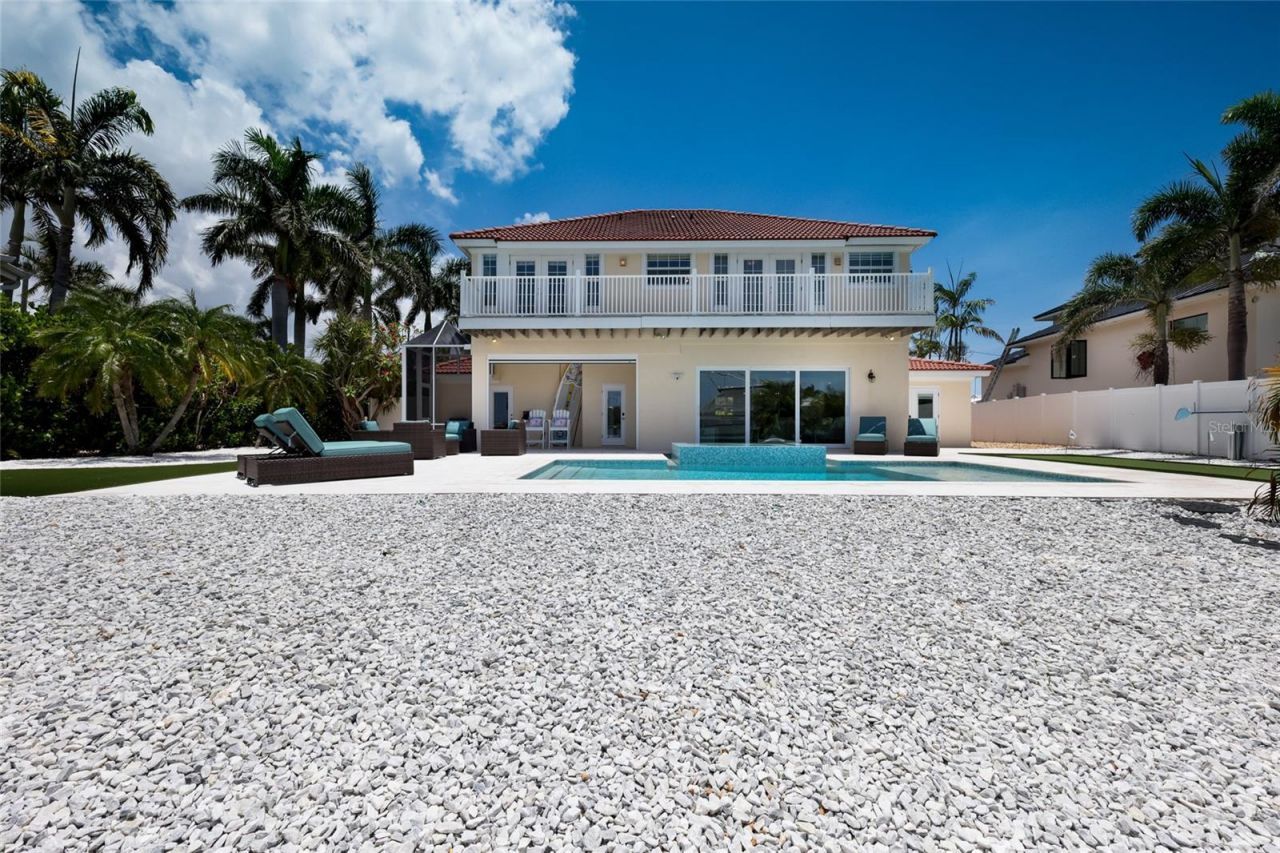 532 70th Street, Holmes Beach, FL 34217 Photo