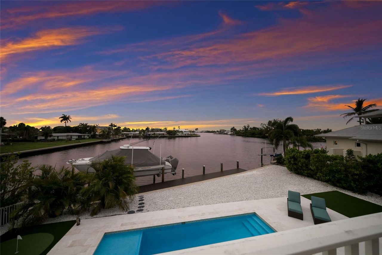 532 70th Street, Holmes Beach, FL 34217 Photo