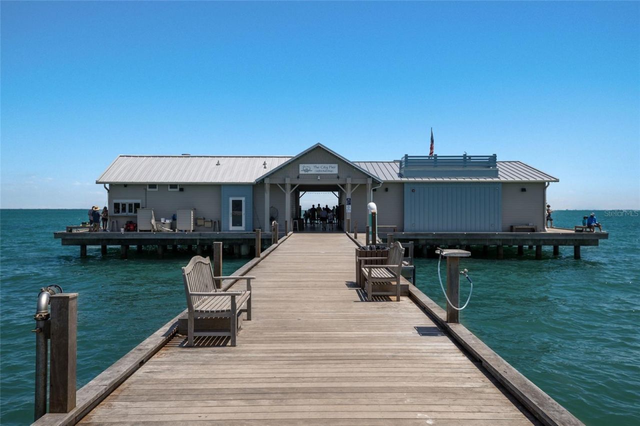 532 70th Street, Holmes Beach, FL 34217 Photo