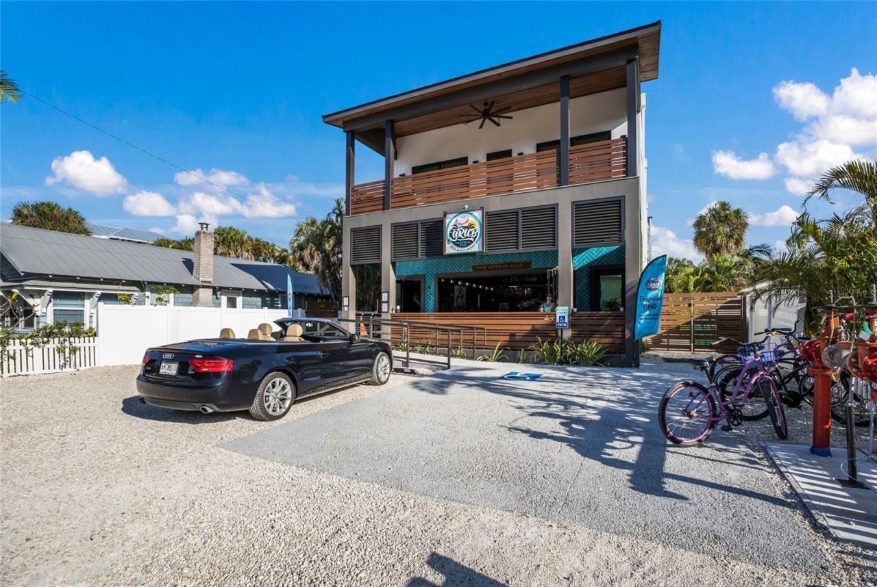 532 70th Street, Holmes Beach, FL 34217 Photo