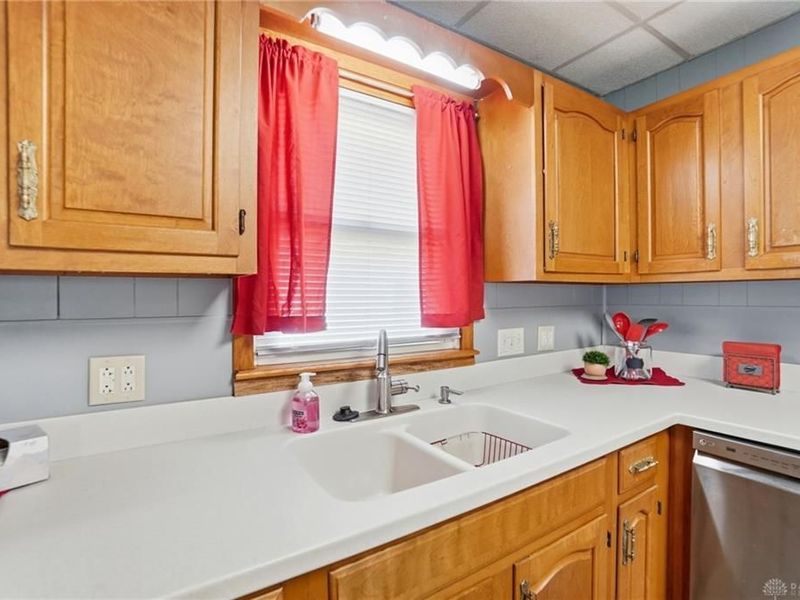 710 E Canal Street, Troy, OH 45373 Photo 12