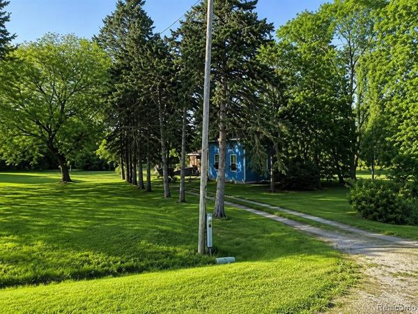 3135 W Birch Run Road , Albee Twp, MI 48417