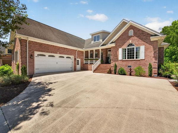 211 Tomlon Rd , Crossville, TN 38555