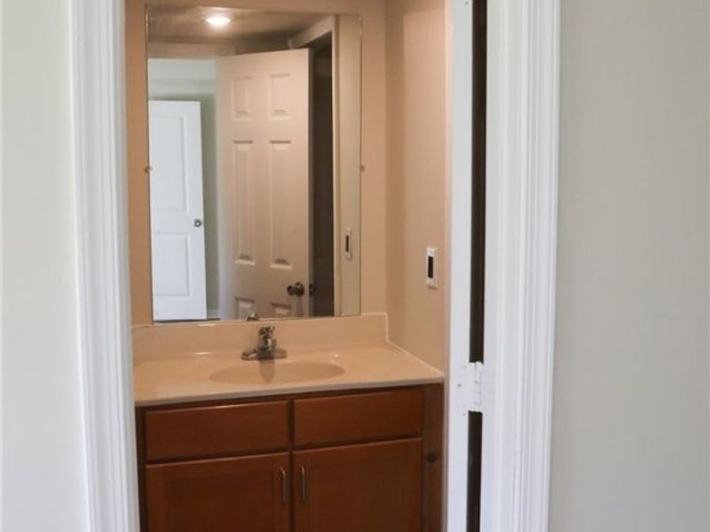 216 Young Lane, Saint Clairsville, OH 43950 Photo 11