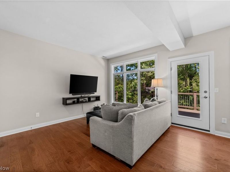 1357 Slate Court , Cleveland Heights, OH 44118 Photo 5