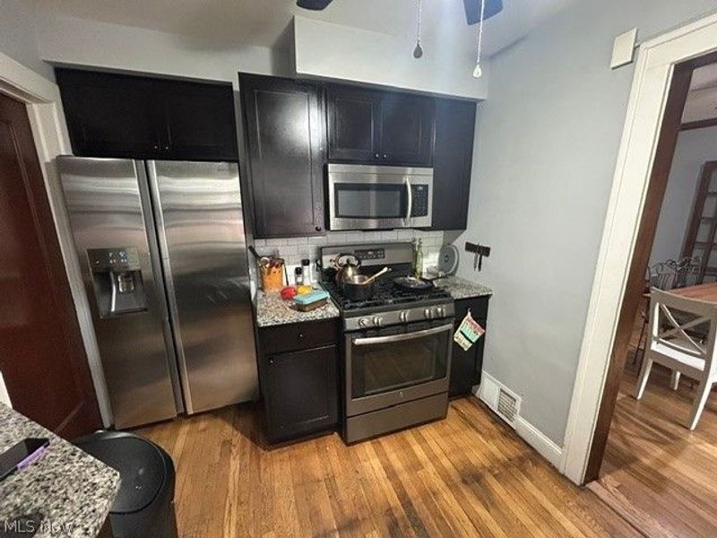 2634 Colchester Road , Unit 2, Cleveland Heights, OH 44106 Photo 3