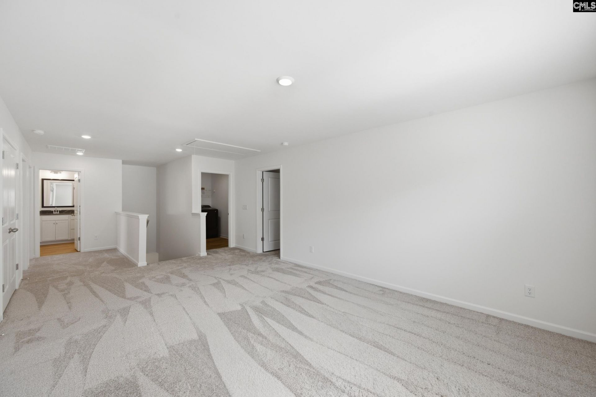 550 Griffon Drive  Photo 12