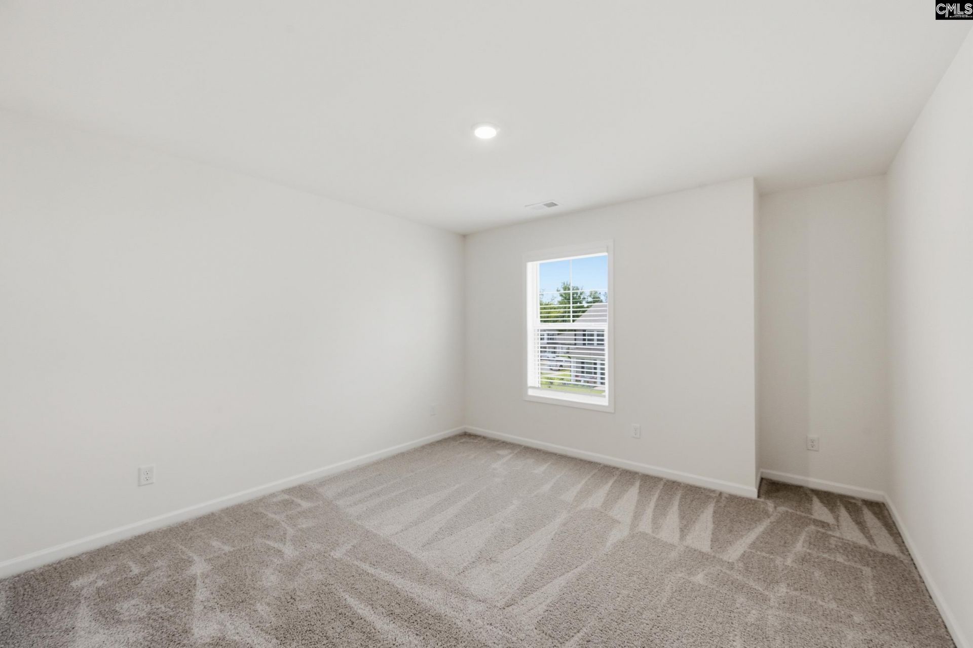 550 Griffon Drive  Photo 15