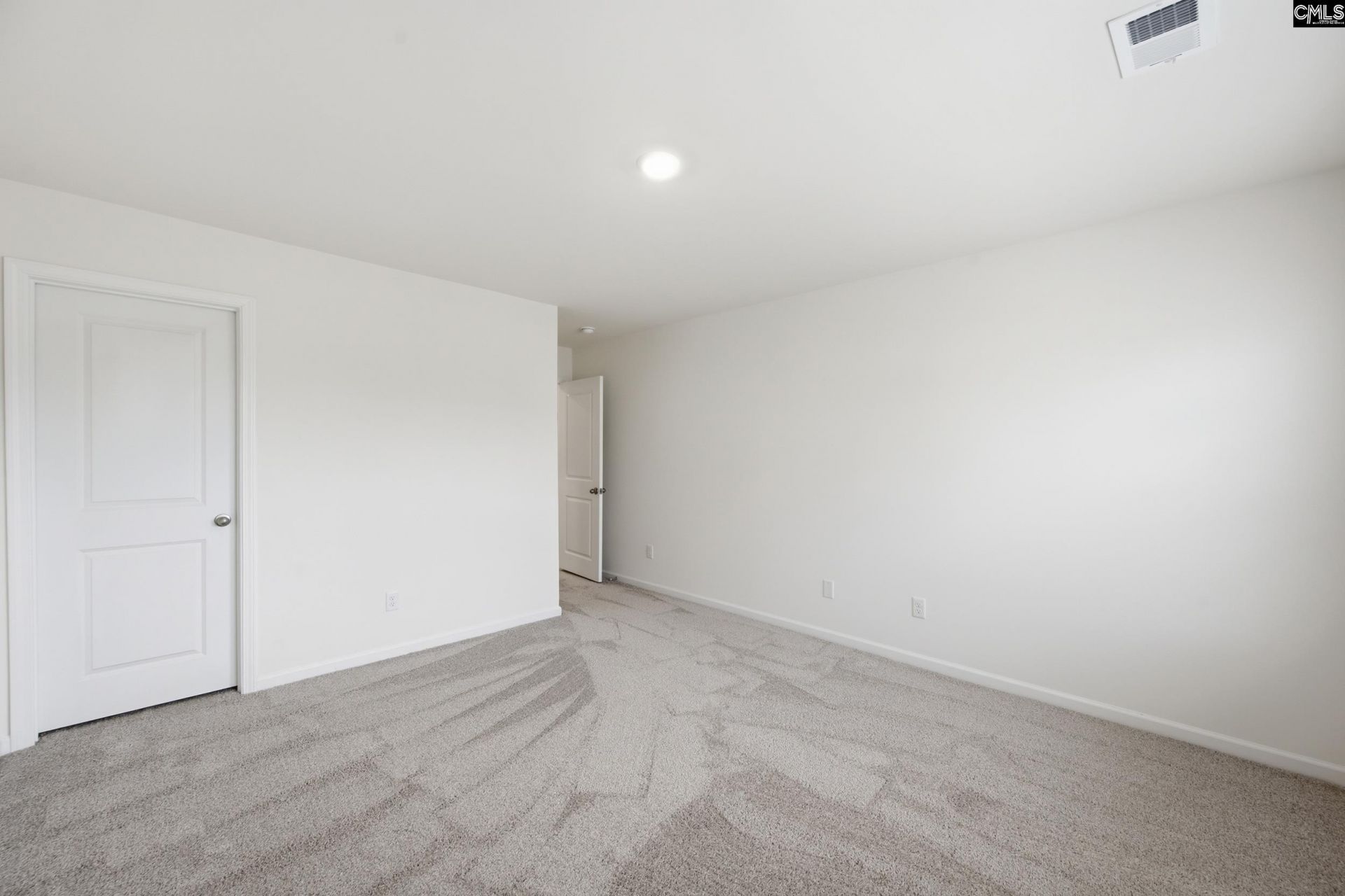 550 Griffon Drive  Photo 18