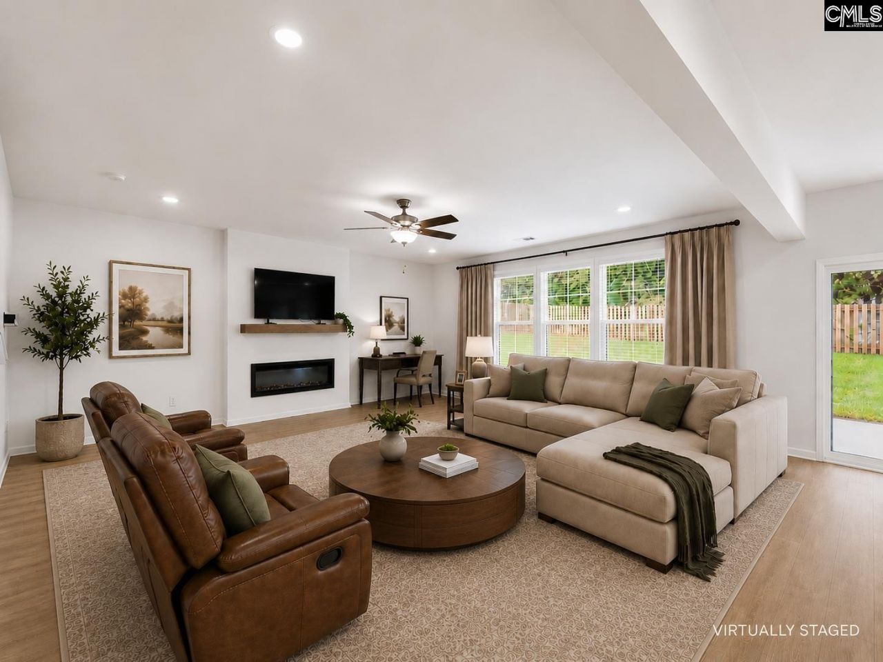550 Griffon Drive Photo 4