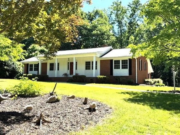 268 Magnolia Avenue , Mocksville, NC 27028