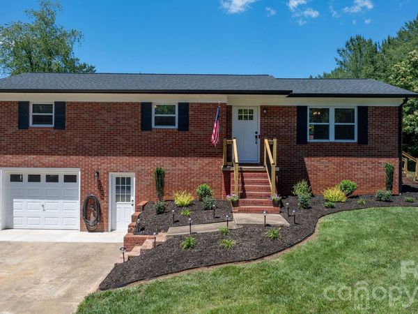 55 Hillsdale Lane , Taylorsville, NC 28681