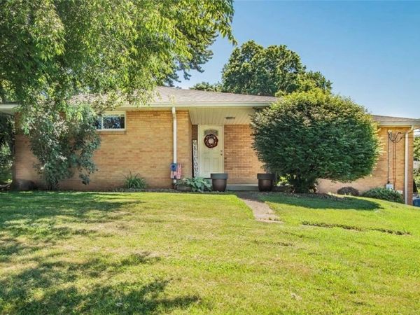 215 Fisher Rd , Saxonburg, PA 16056