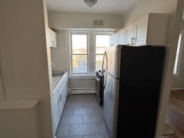 335 Wells , Unit w21, Bridgeport, CT 06606