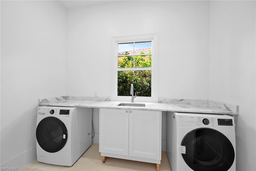2749 Medallist Ln , Naples, FL 34109 Photo
