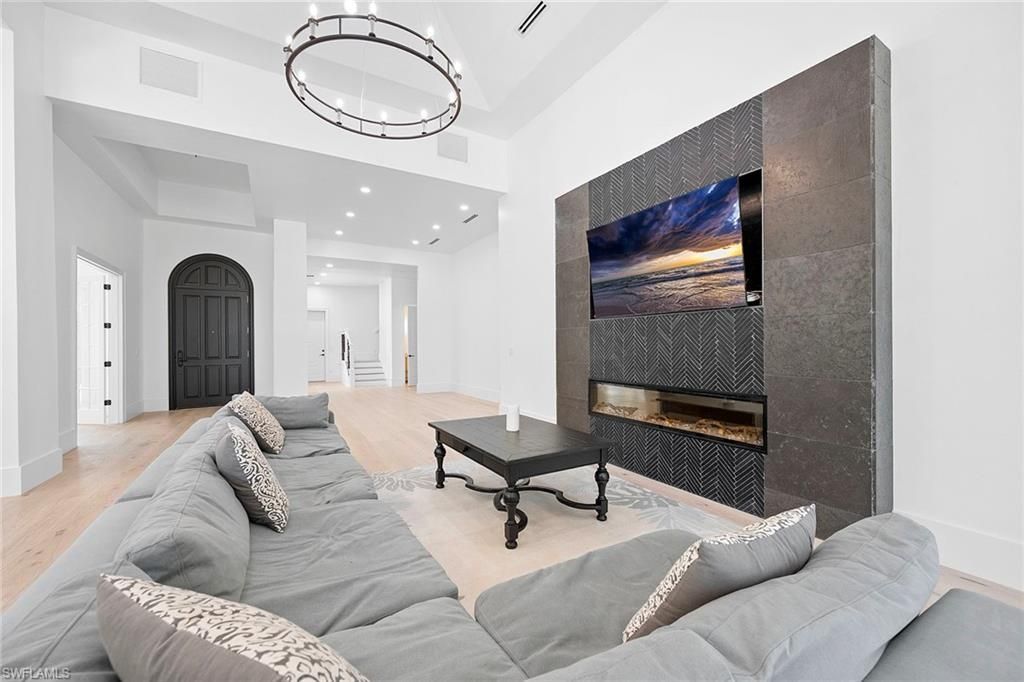 2749 Medallist Ln , Naples, FL 34109 Photo