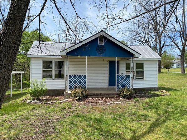 275 Center Ave N , Harrison, AR 72601