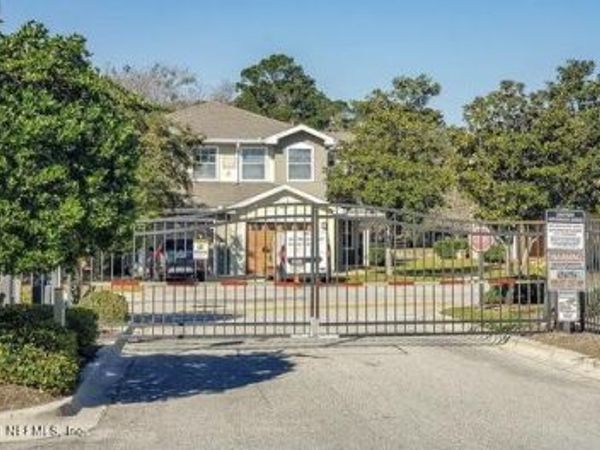 8550 ARGYLE BUSINESS Loop, Unit 302, Jacksonville, FL 32244