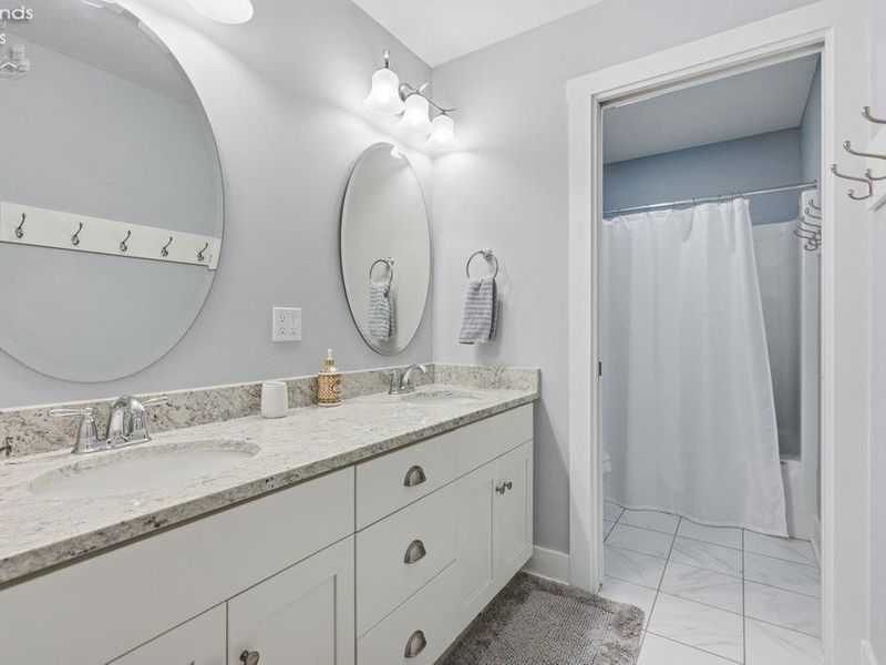 156 Cove Court Drive, Marblehead, OH 43440 Photo 47